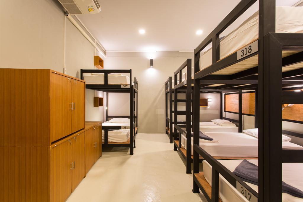 Holiday Station Hostel Krabi town Extérieur photo
